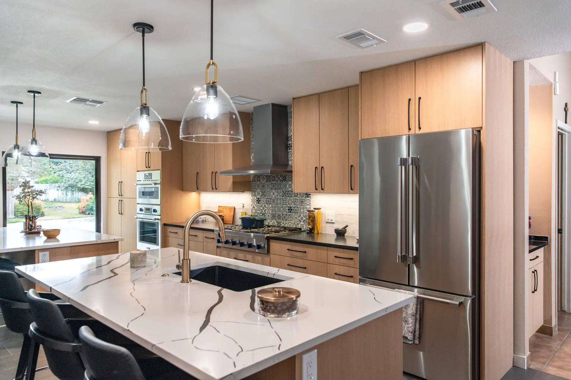 Contemporary Kitchen Remodel in San Antonio, TX by Shaw Company Remodeling project photo 2