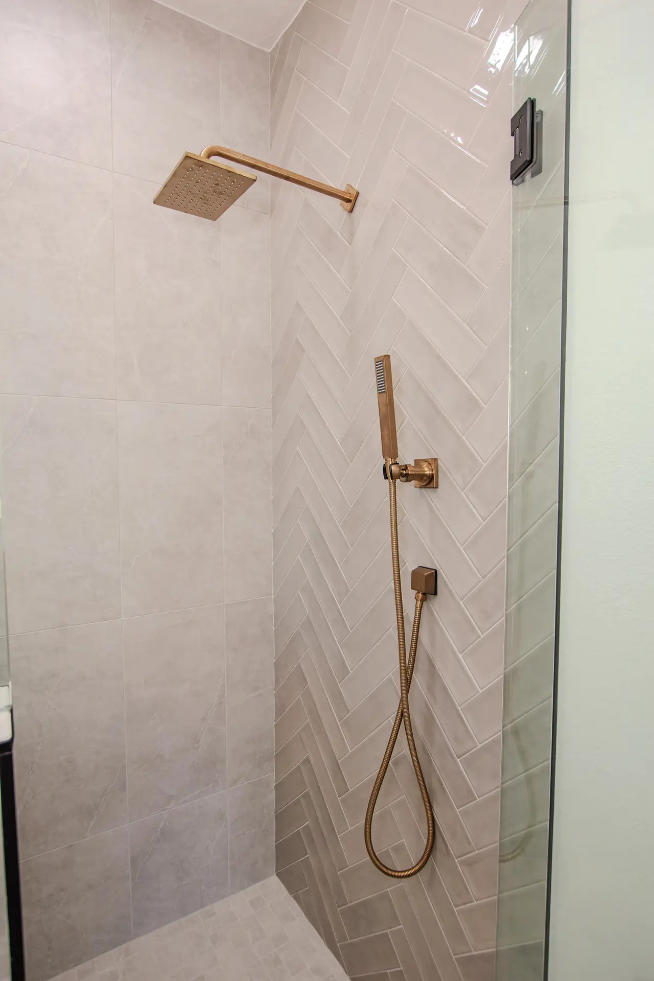 ombre shower tile canyon golf