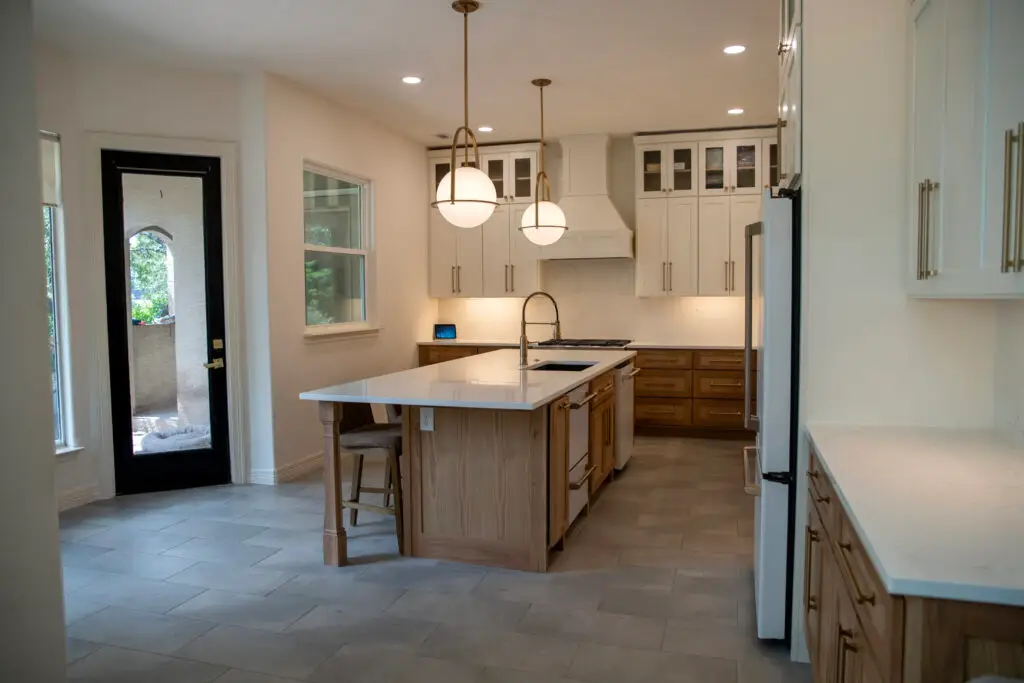 Completed Golf Canyon kitchen remodel in San Antonio by Shaw Company Remodeling