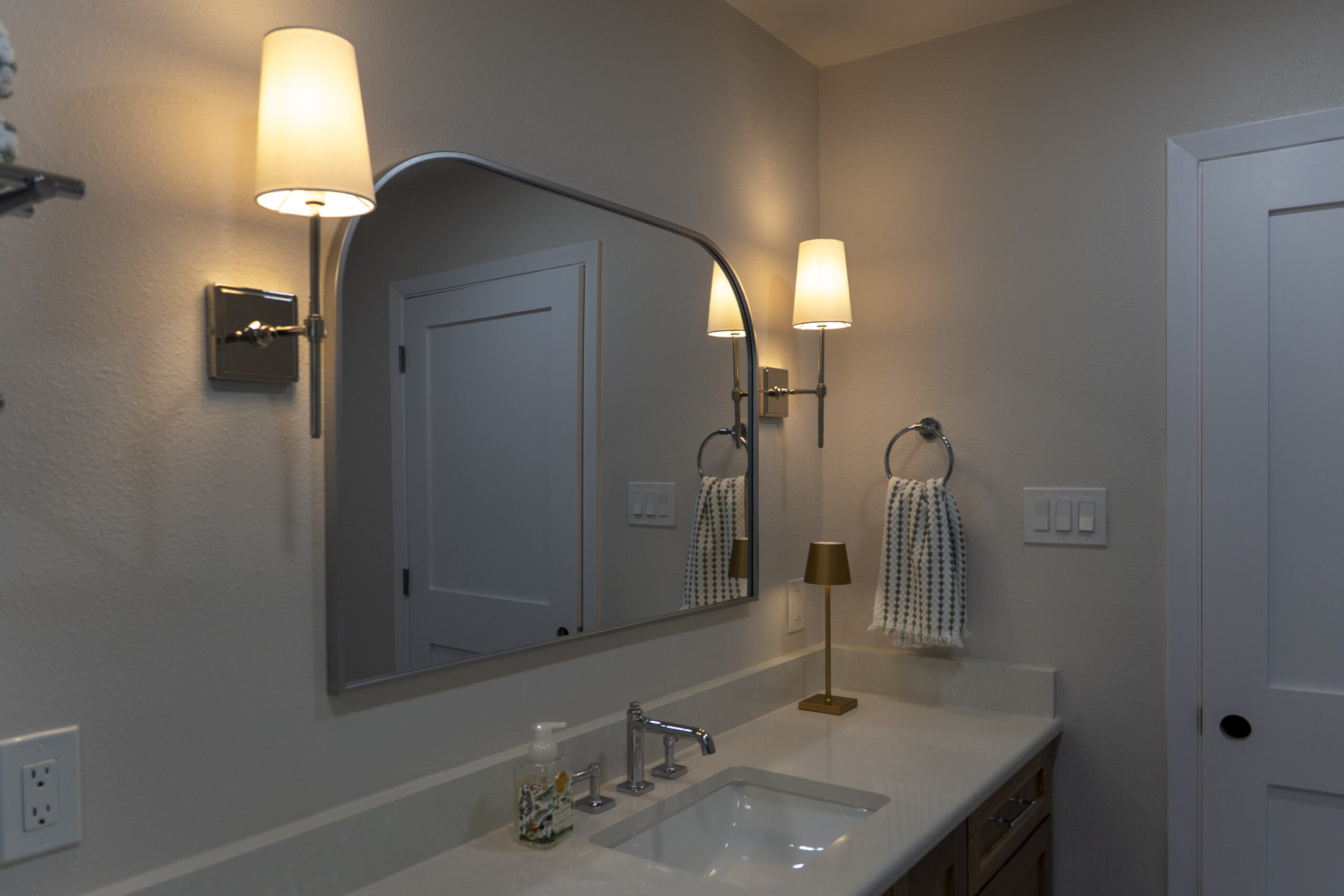 Finished bathroom remodel in Alamo Heights, San Antonio