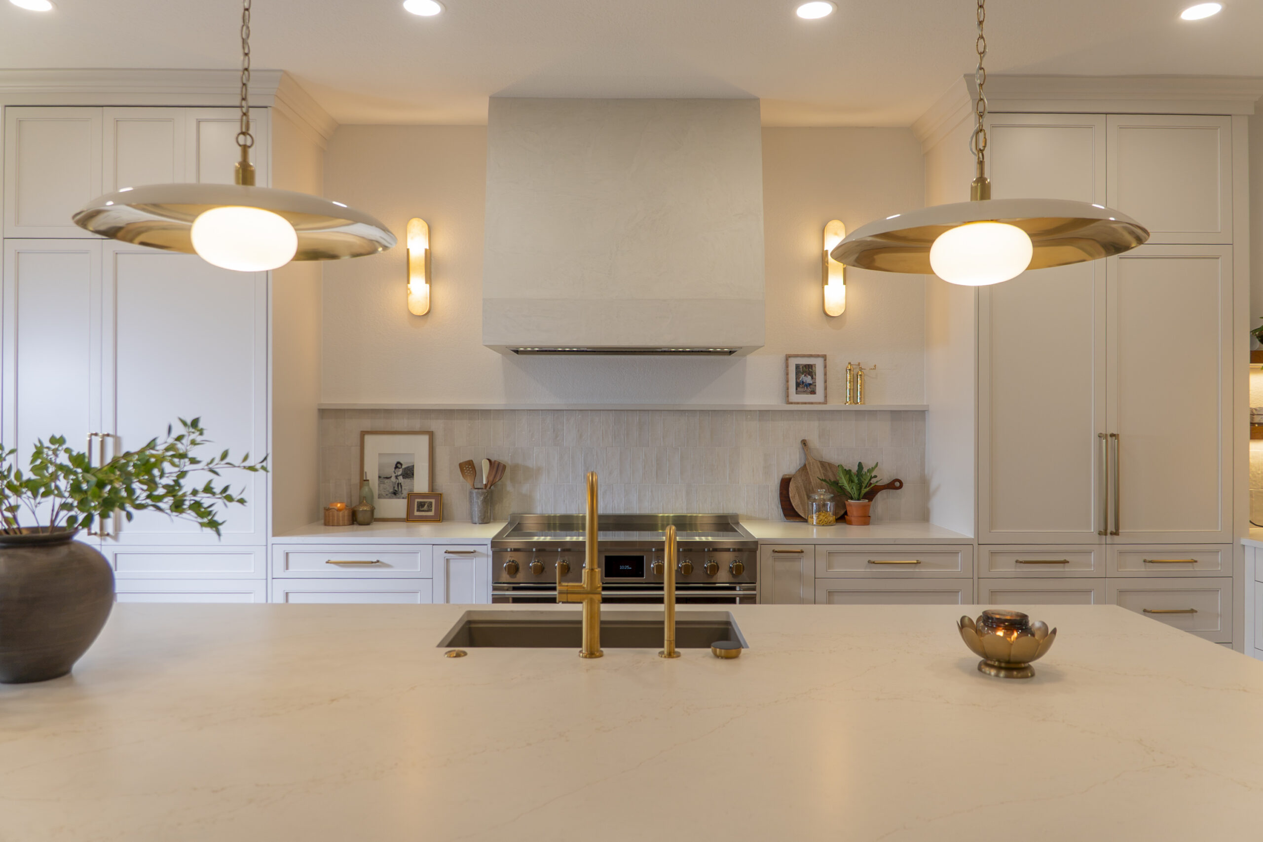 Stone Oak kitchen and surrounding interior